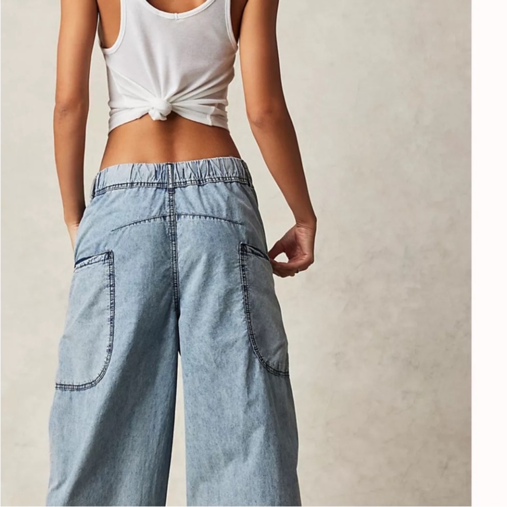 We The Free Light Blue Wide Leg Flare Jeans - Picture 2 of 15